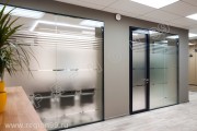 офисные перегородки c закаленным стеклом 